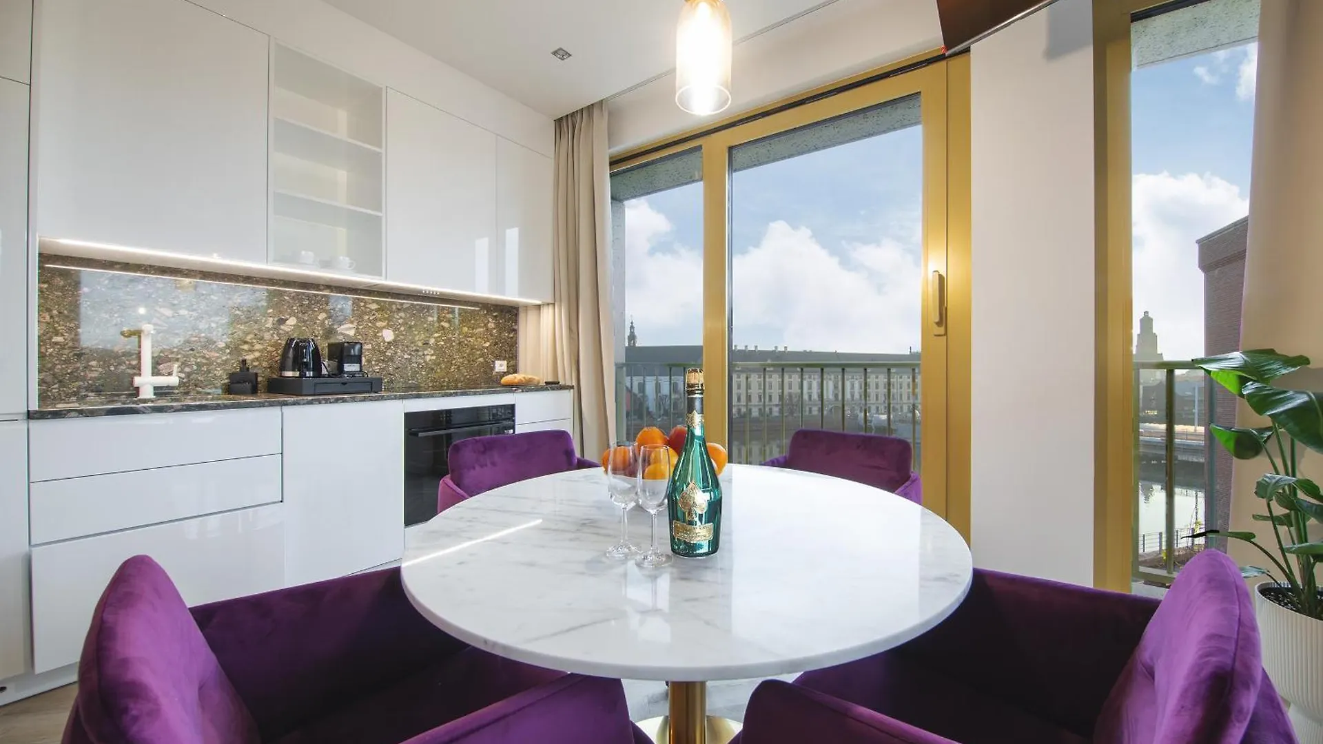 Boulevard Drobnera Residence - Apartamenty Z Widokiem Na Odre Wrocław 0*,  Polen