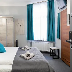 https://dave-apartments.krakowhotelspoland.com